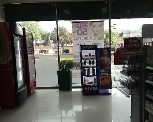 FARMACIA CRUZ VERDE