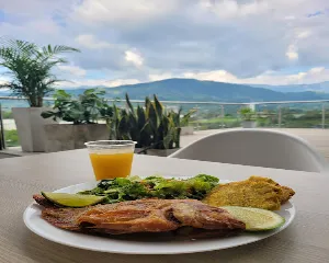 RESTAURANTE MANDARINA Y LIMóN ARMENIA