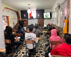 ESCUELA DE CONDUCCIóN UNIVERSAL JCK