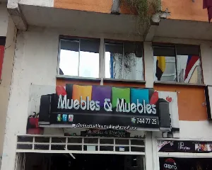 MUEBLES Y MUEBLES
