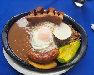 LA FERIA DE LOS PLATANOS #2