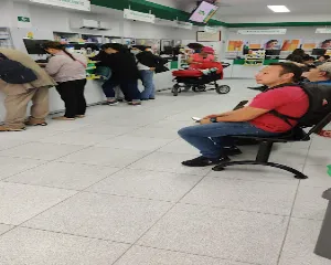 DROGUERíAS CRUZ VERDE CARRERA 90