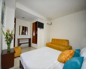 HOTEL MONARCA ARMENIA