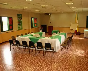 LA FLORESTA HOTEL Y RESTAURANTE CAMPESTRE