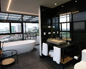 HOTEL SEXTO BY ICONO