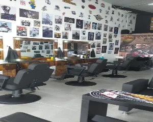 BARBERíA CAFé RACER
