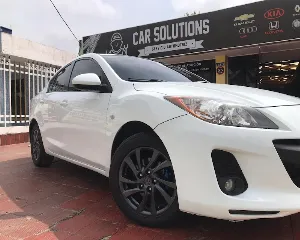 CAR SOLUTIONS. CENTRO DE SERVICIO AUTOMOTRIZ Y DIAGNOSTICO. CAMBIO DE ACEITE, REVISIONES DE FRENOS, SERVICIO DE ESCANER.