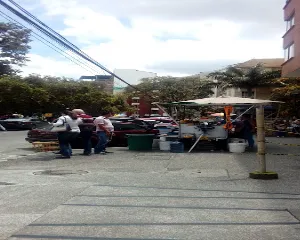 TIENDAS ARA