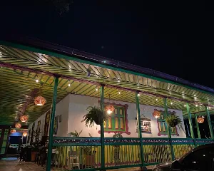 HOTEL RESTO BAR DREAMS