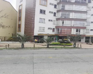 MINIMERCADO LAURELES DEL CAFE