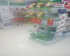 FARMACIA CRUZ VERDE