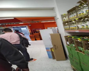 TIENDAS ARA