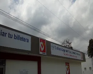 TIENDA D1 ORO NEGRO
