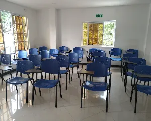 ACADEMIA DEL EJE CENTRO DE ENSEñANZA AUTOMOVILíSTICA