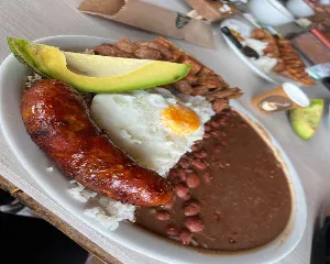 RESTAURANTE DON FRIJOLES ARMENIA