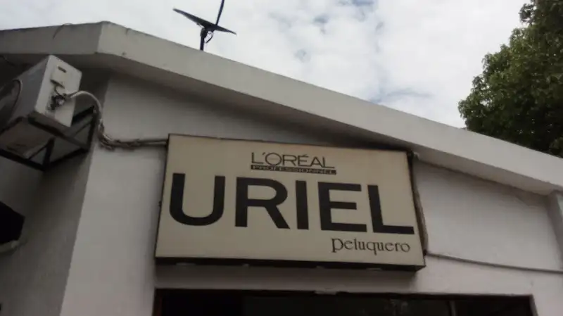 Uriel Peluquero