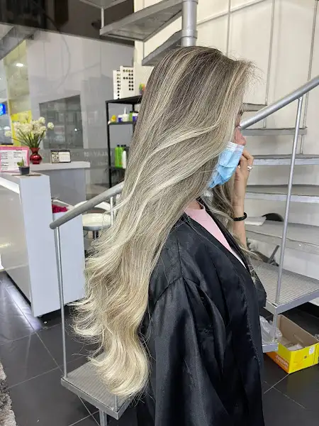 Paola Ospina alta peluquería