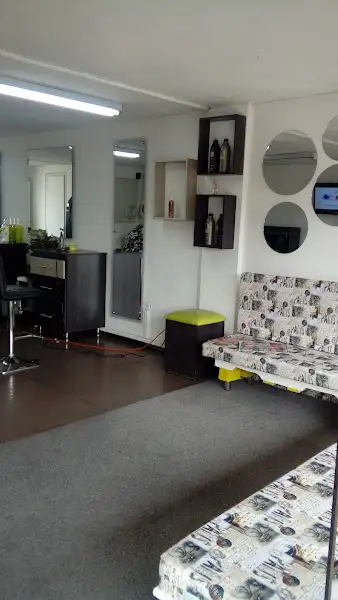 Camilo's Hair Salon