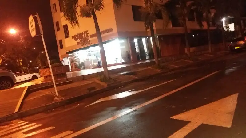 El Corte del Sur Peluquería-Autopista